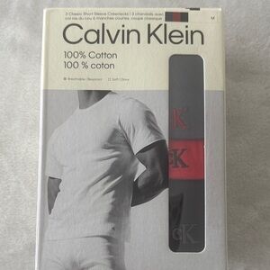 Calvin Klein Classic Crewneck T-Shirts - Black, Red, Gray